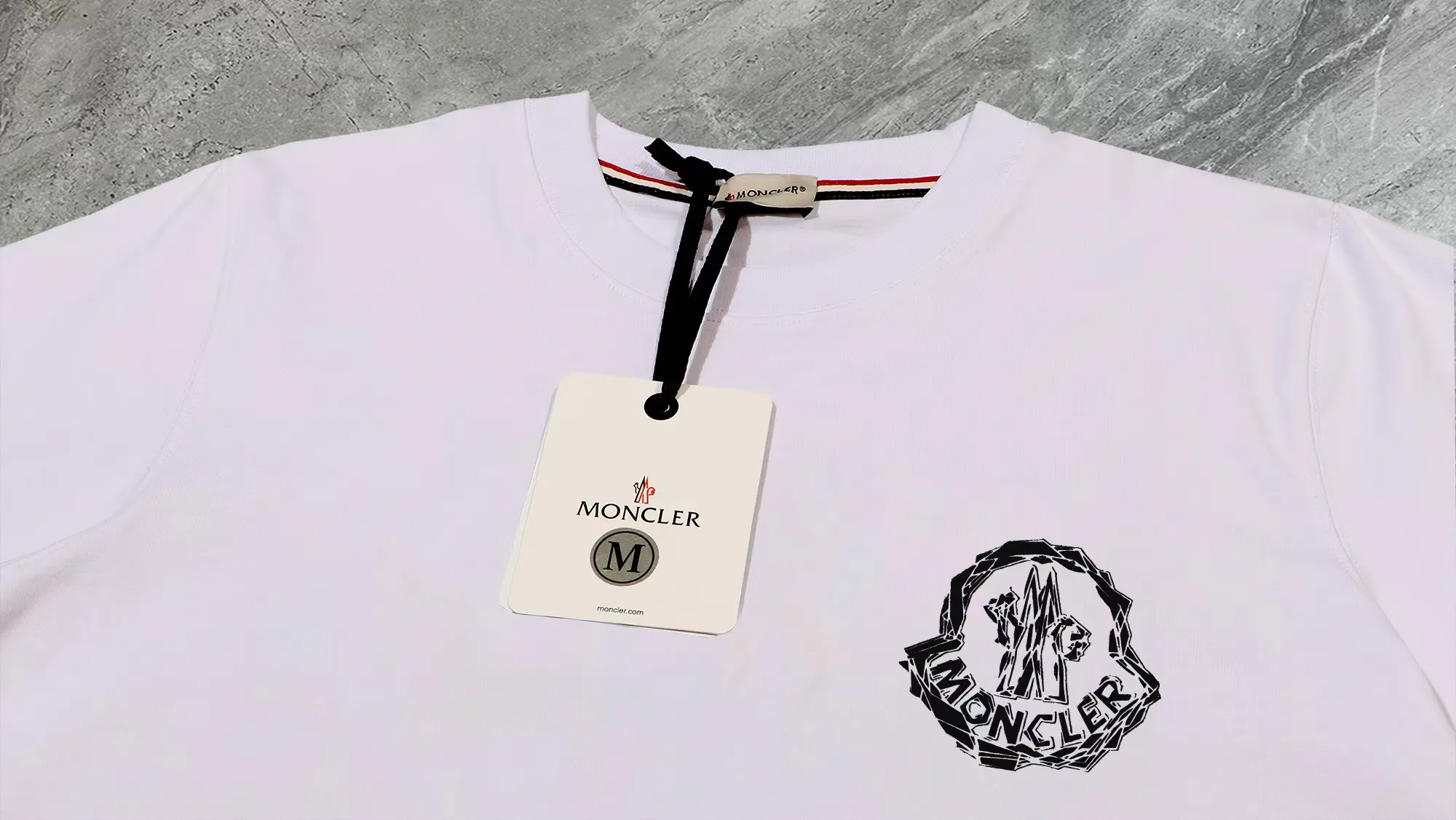 P80💰《Moncler~ 》2025New Arrival Quality T , Versatile Quality ！ ‼ 32 250G ‼ ， ， ， ， T 🤪 Sizes：S-M-L-XL-2XL ：Black，White， Same Style